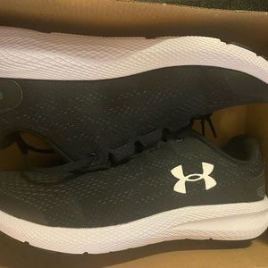 Under Armour Kids Grade School Charged Pursuit 2 Sneakers